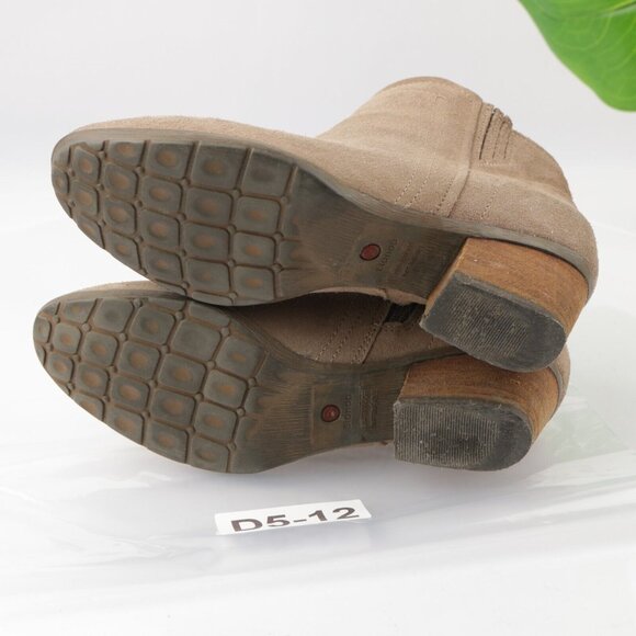 Blondo Womens Villa Boot Size 7 Waterproof Taupe Tan Suede Low Block Heel Bootie - Picture 10 of 13